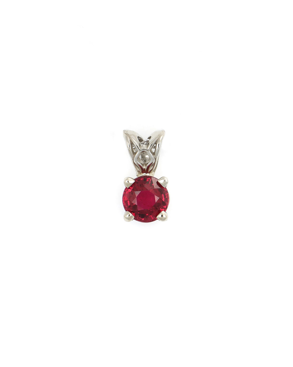 14kw 5.5mm Ruby Pendant