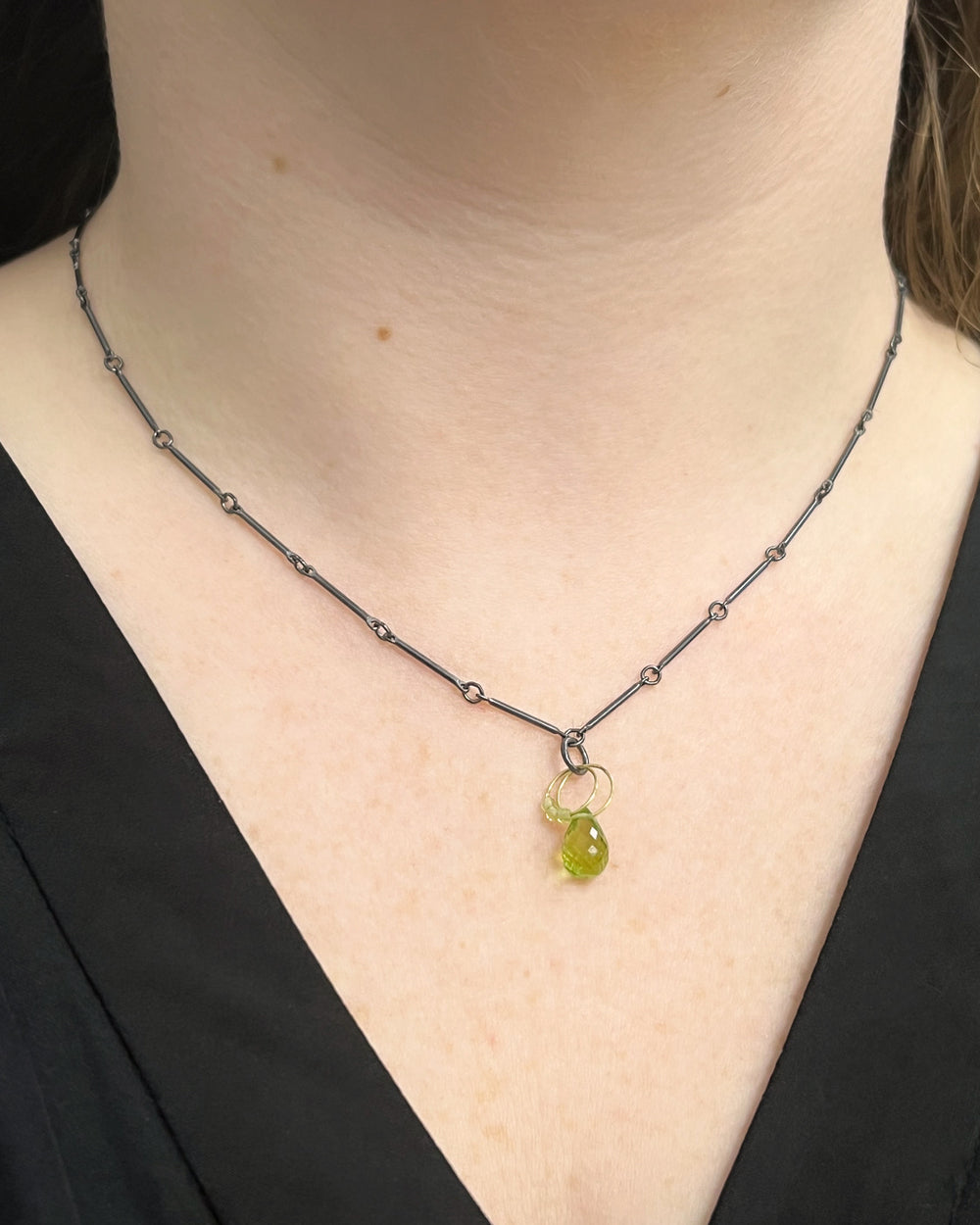 Green Mini Tangle Necklace