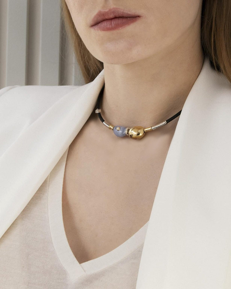 Chalcedony pebble necklace