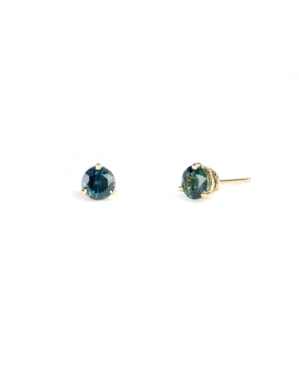 5mm teal sapphrie studs
