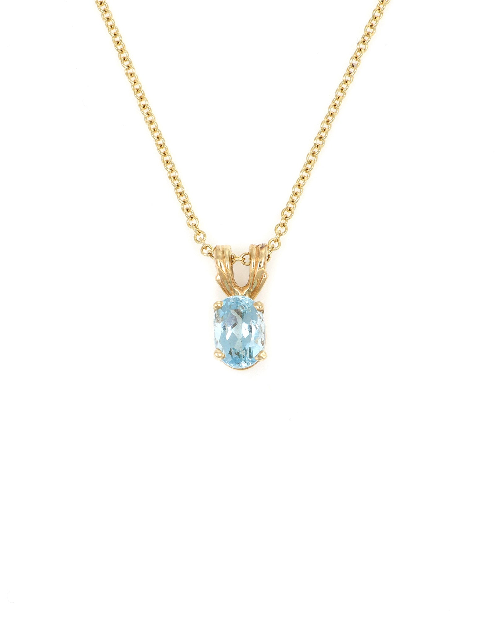 Dainty Aquamarine Pendant