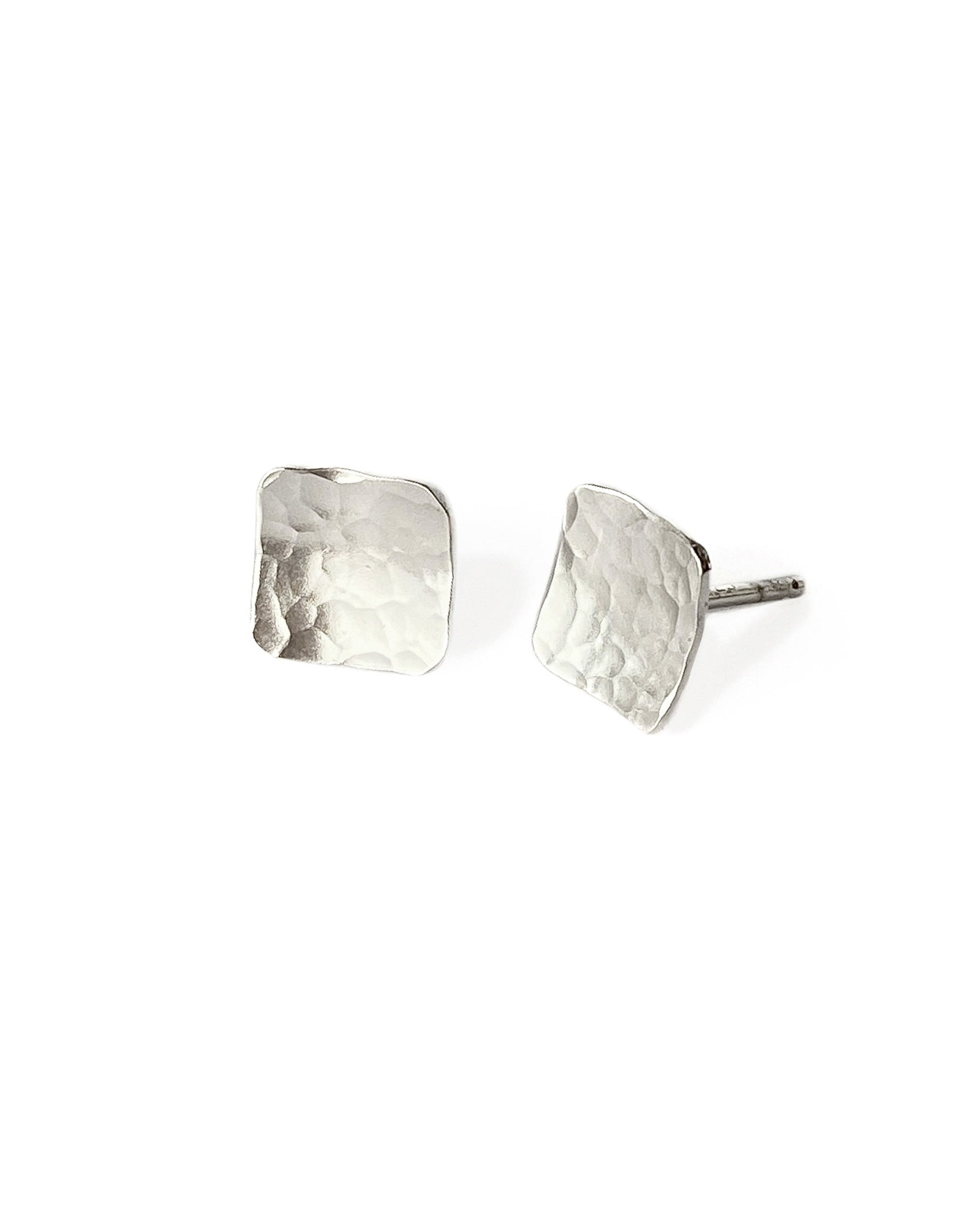 Hammered Cell Stud Earrings