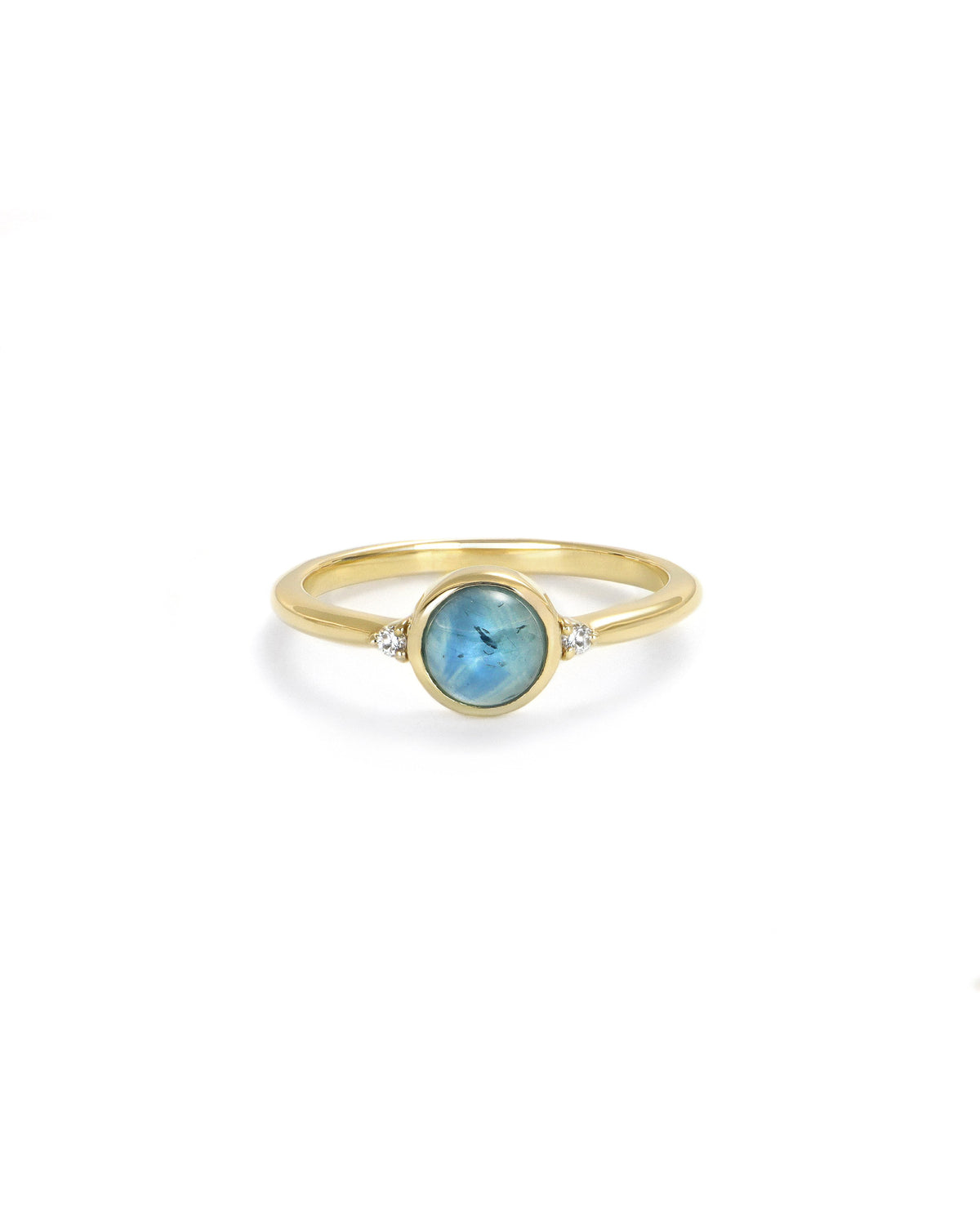Cabochon Montana Sapphire Ring