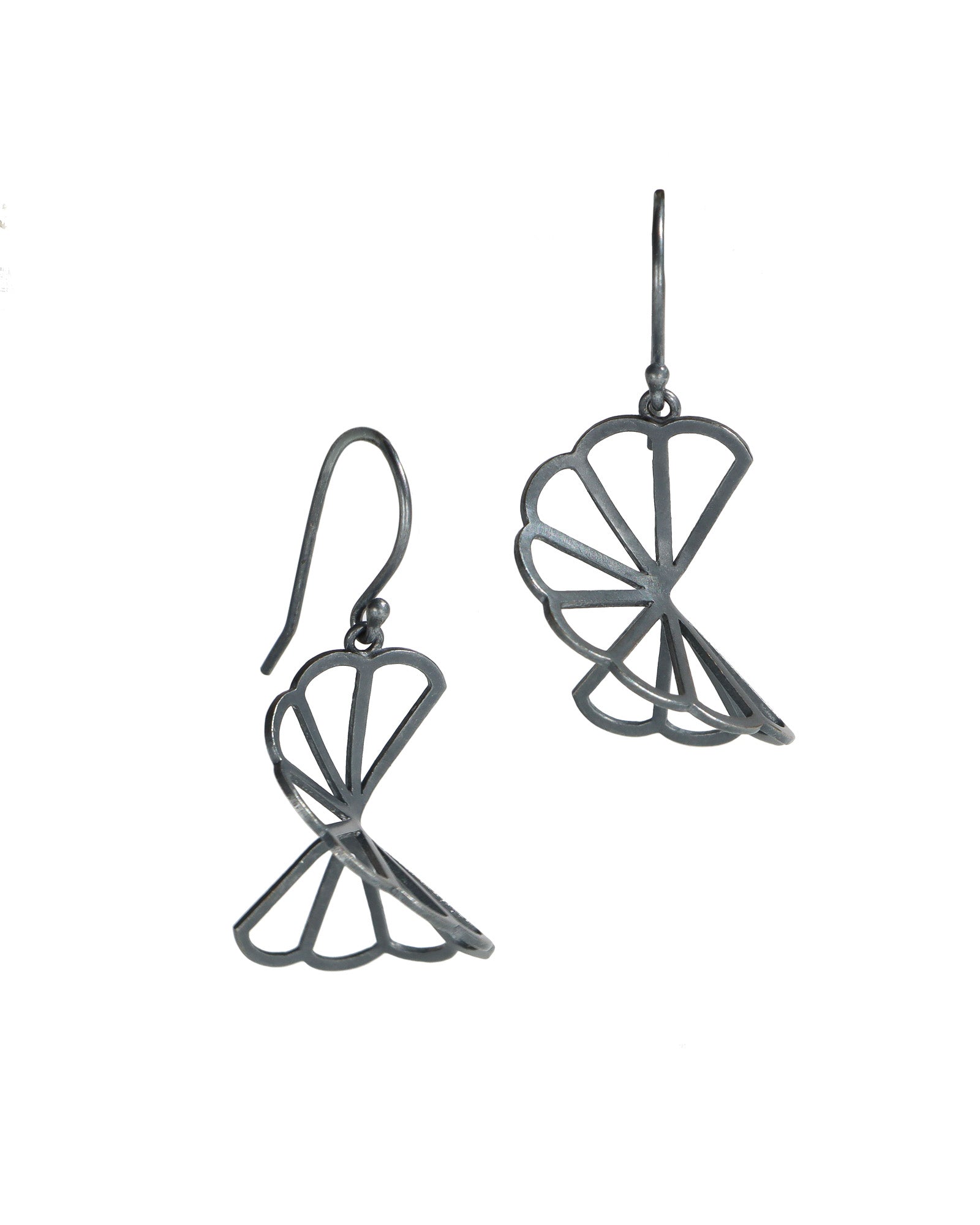 Med Cloud Fold Earrings