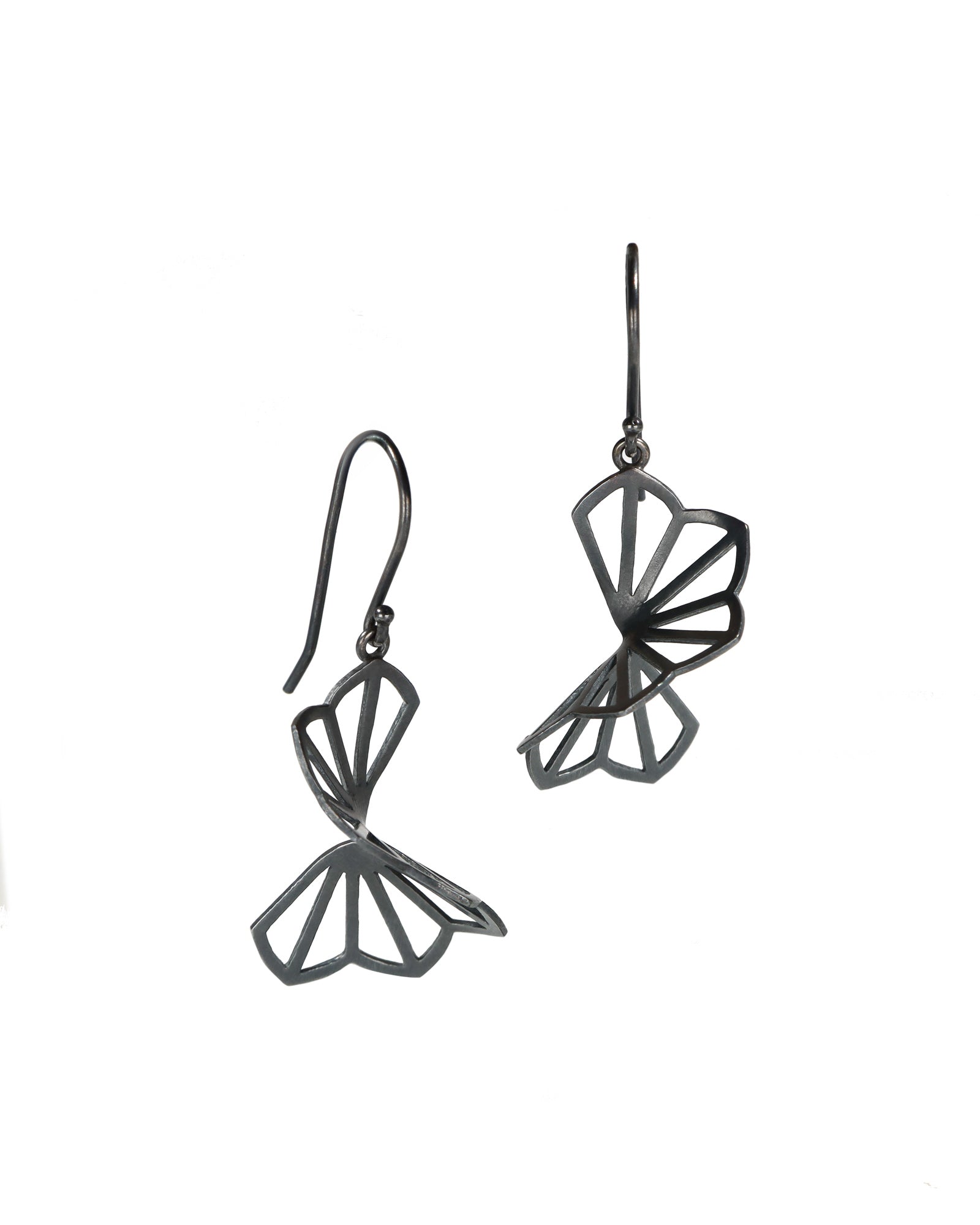 Med Hyacinth Fold Earrings