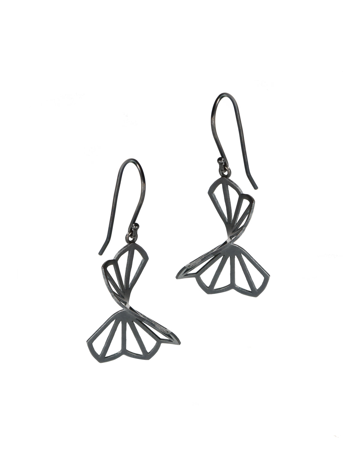 Medium Hyacinth Fold Earrings