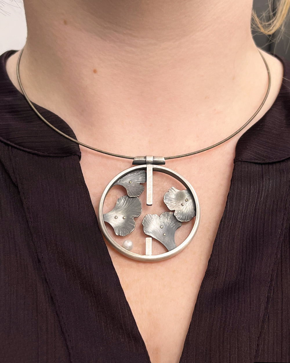 Round Framed Ginko Necklace