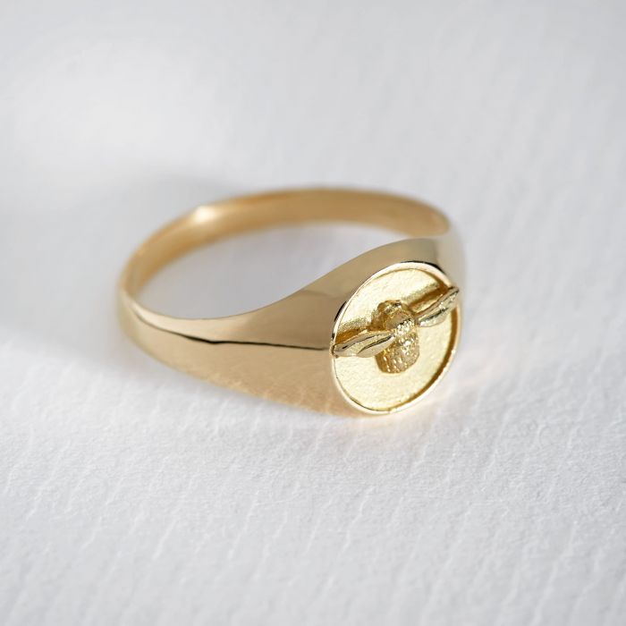 Itsy Bitsy Bee Signet