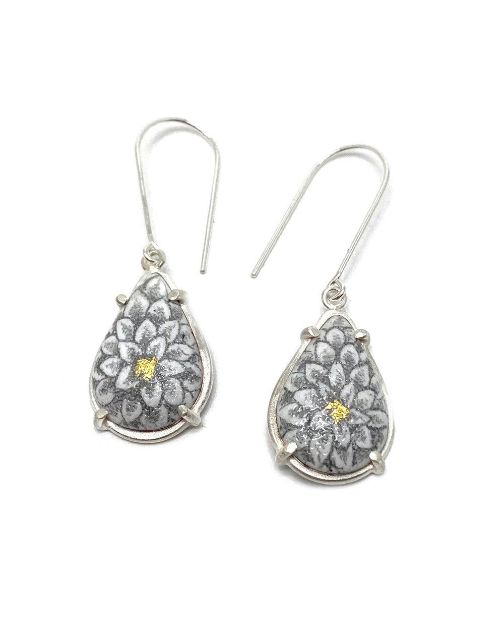 Small Teardrop Chrysanthemum Earrings